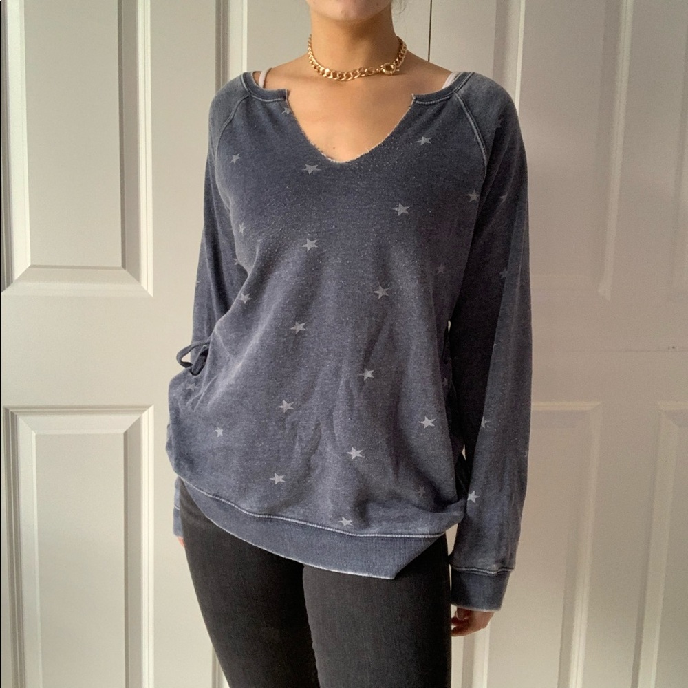 Cozy navy sweater with stars details